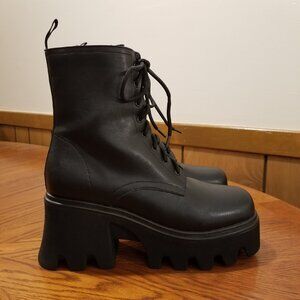 Forever 21 Lace-Up Lug Sole Black Platform Combat Boots